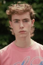 Victor Mermaz as Melvin