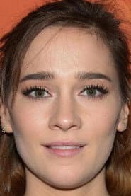 Victoria Dyrstad as Elsa