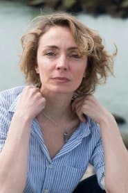 Lénie Chérino as Constance