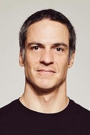 Mateus Solano as Caio