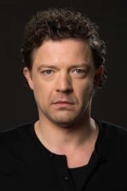 Ben Segers as Glen