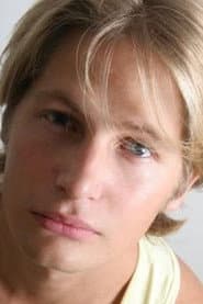 Henrik Linnros as Pu Bergman