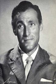 Giulio Marchetti as Detective Privato
