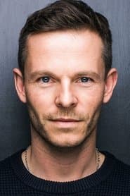 Paul Fox as Simon Murray