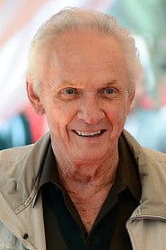 Mel Tillis as Good Ole Boy #2