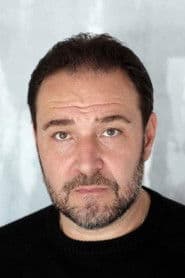 Artyom Tsypin as Avi Koft