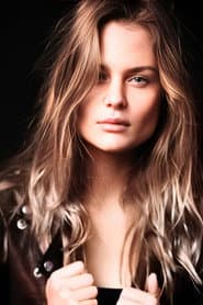 Claartje Janse as Sofie Rodenmaar