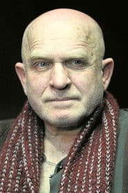 Henryk Talar as Computer Lucas (voice) (uncredited)