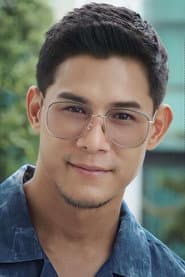 Ratchanont Suprakob as Young Make