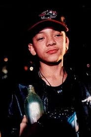 Álex Bedoya as Milton