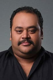 Mohamed Mamdouh as Raouf Hamzawy