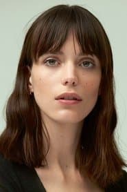 Stacy Martin as Léna