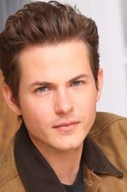 Daniel Ross Owens as Kyle