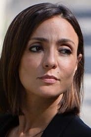 Ambra Angiolini as Giovanna