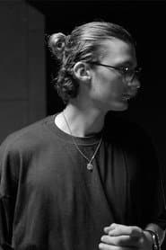 Lukas Koch as Louis Manngold