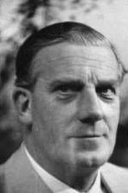 Harold Warrender as Geoffrey Fielding