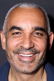 Alki David as Spyros Kakogiannis