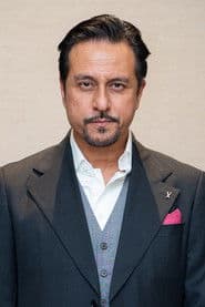 Bront Palarae as Kamarul / Crime Boss