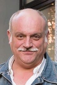 Juanma Lara as Manuel