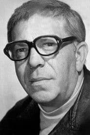 Lev Lyubetsky as Akela (voice)