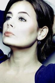 Ariane Séguillon as Josiane