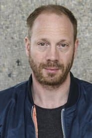 Johann von Bülow as Aki