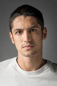 Gabriel Leone as Roberto Carlos