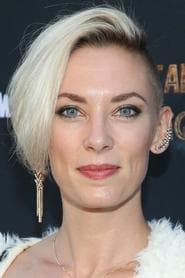 Aimee Stolte as Gemma