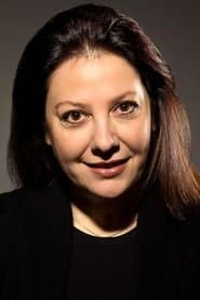 Ayda Aksel as Güliz