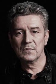 Andrzej Zieliński as Bruno Volta