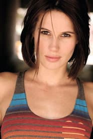 Sage Mears as Selina Stevens