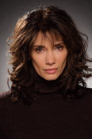 Debrianna Mansini as Harriet's Mother