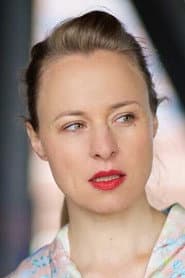 Katja Danowski as Petra