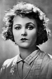 Mary Johnson as Helene - Sommers Frau