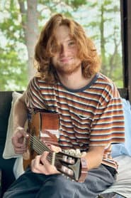 Greg Collins as Grunge Zombie