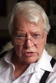 Gyula Szabó as Narrator (voice)