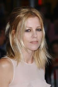 Dana Eskelson as Emma