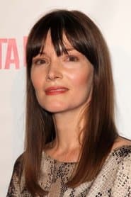 Annika Peterson as Sandy