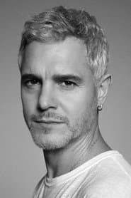 Ricardo Fernández as Chancho