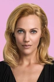Meryem Uzerli as Göze