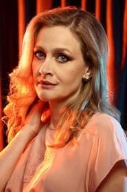 Eleni Roussinou as Yelena