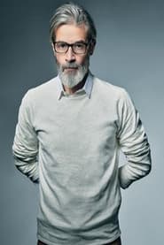 Mohamed Soliman as عصام حشاد