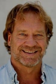 Dennis Hayden as Trucker