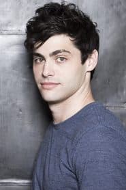 Matthew Daddario as Gabe DeLuca