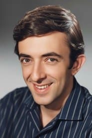 Hayri Caner as Şükrü