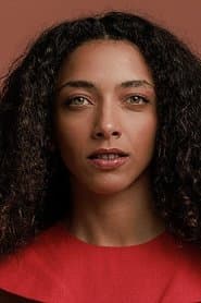 Alice Carvalho as Lili