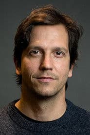 Vladimir Brichta as José Onório