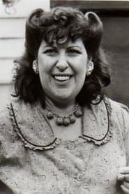 Renée Lippin as Aunt Ceil