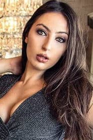 Marisa Guterman as Dr. Voss