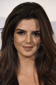 Clara Lago as Helena